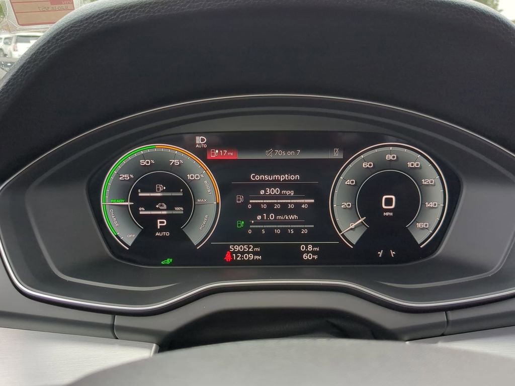 Used 2022 Audi Q5 e Premium Plus image 14