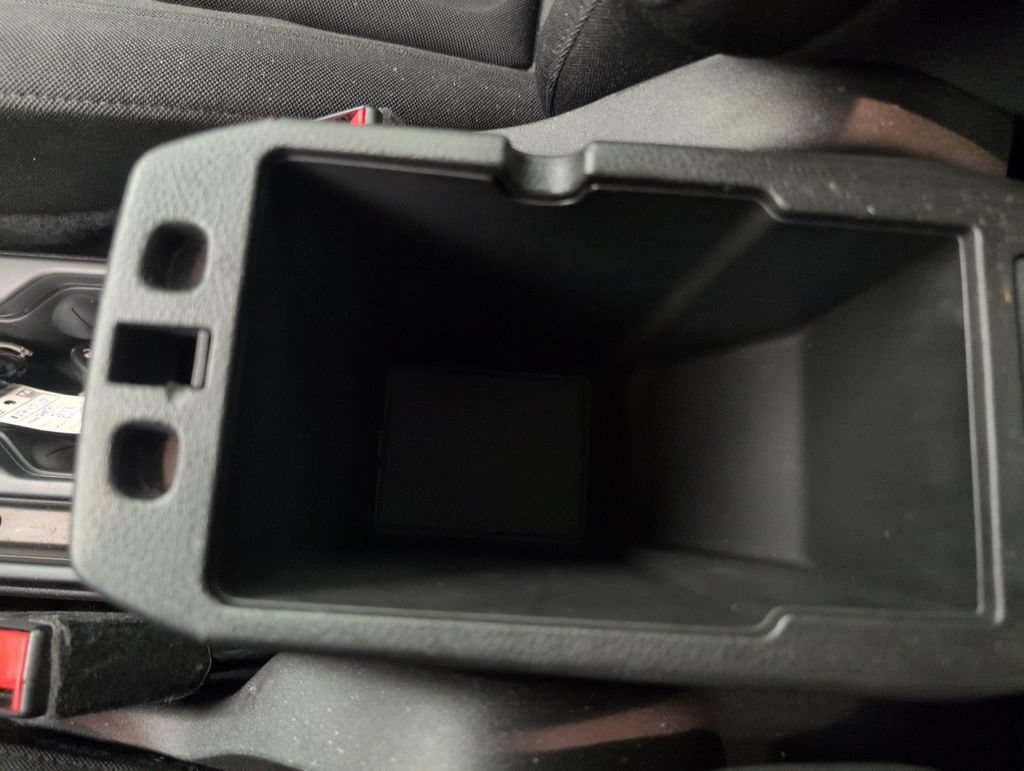 Used 2021 Jeep Renegade Latitude FWD image 38
