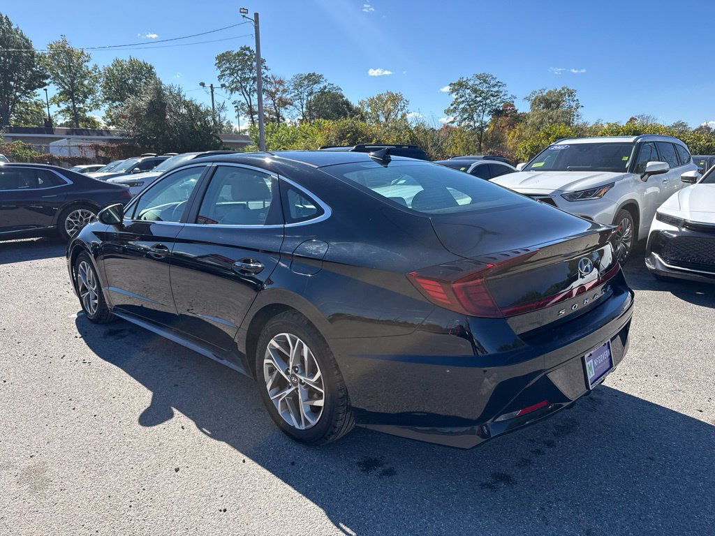Used 2023 Hyundai Sonata SEL FWD image 9