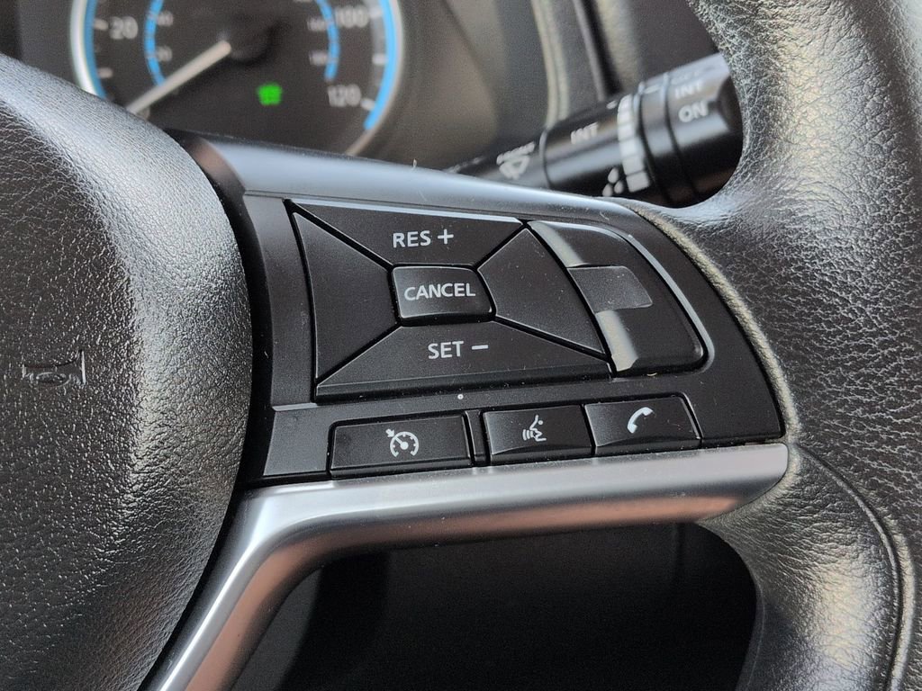 Used 2020 Nissan Leaf S image 21