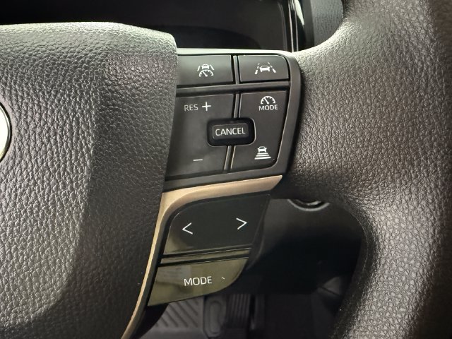 Used 2026 Toyota Camry LE w/ Convenience Package FWD image 11