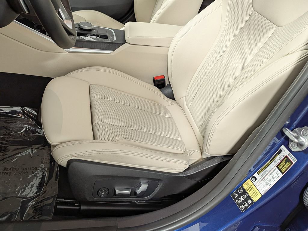 Certified 2023 BMW 330i xDrive Sedan w/ Premium Package image 21