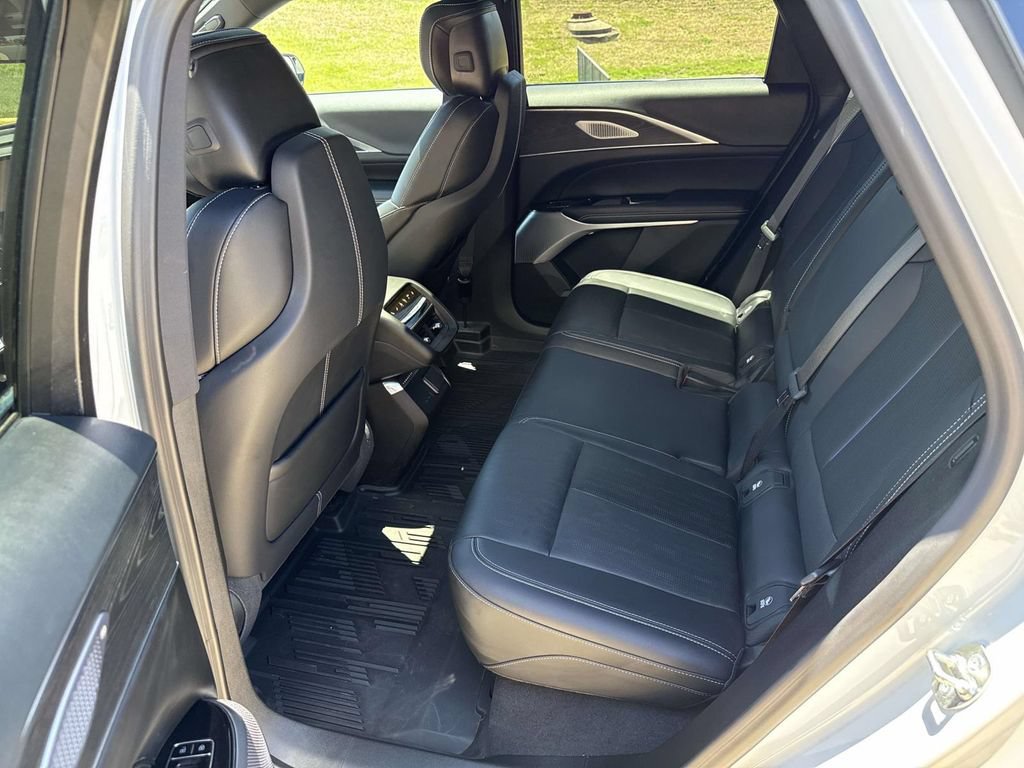 Certified 2025 Cadillac Lyriq Luxury w/ LPO, Floor Liner Package AWD/4WD image 10