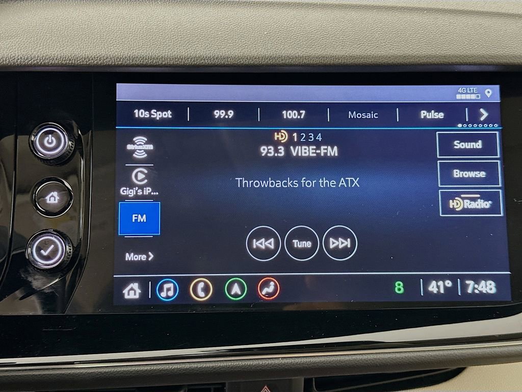 Used 2022 Buick Envision Avenir w/ Technology Package II image 15