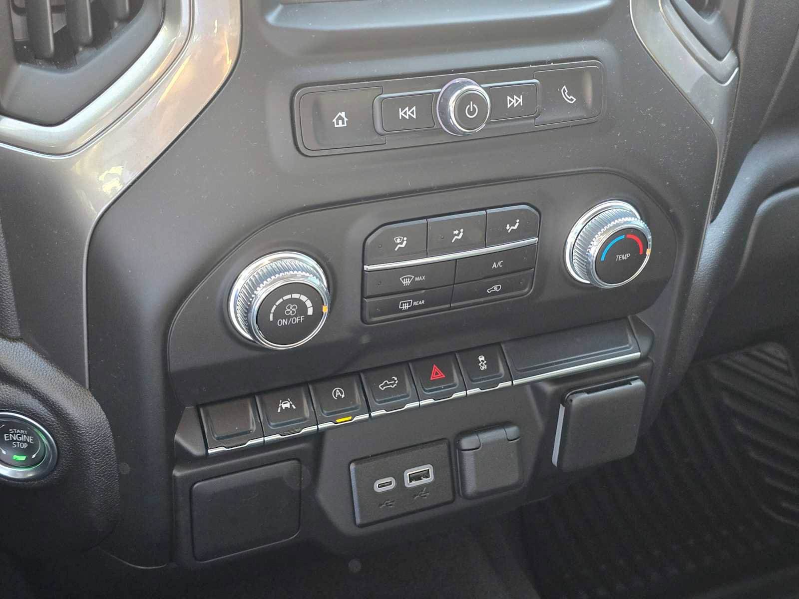 Used 2025 GMC Sierra 1500 Pro w/ Graphite Edition image 32