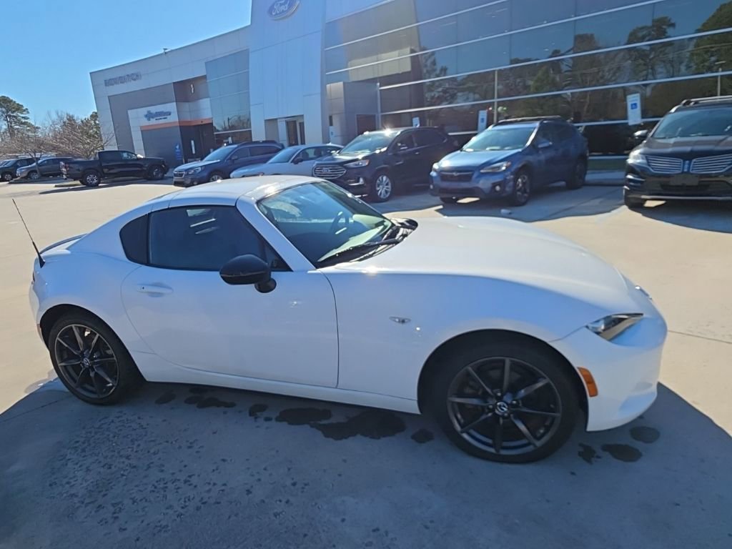 Used 2017 MAZDA MX-5 Miata RF Club image 4