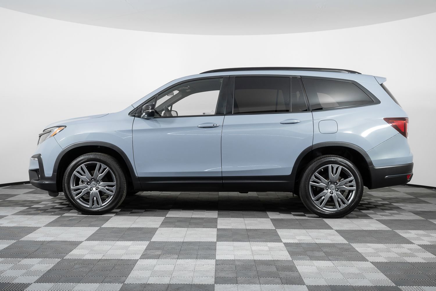 Used 2022 Honda Pilot Sport image 3