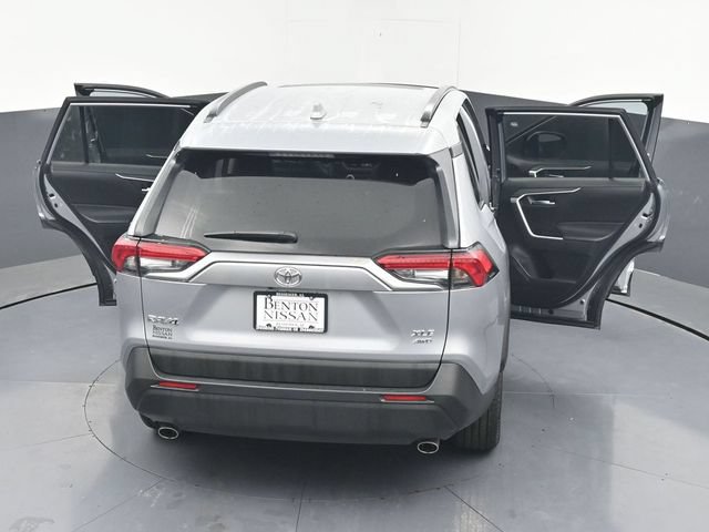Used 2022 Toyota RAV4 XLE Premium AWD/4WD image 46