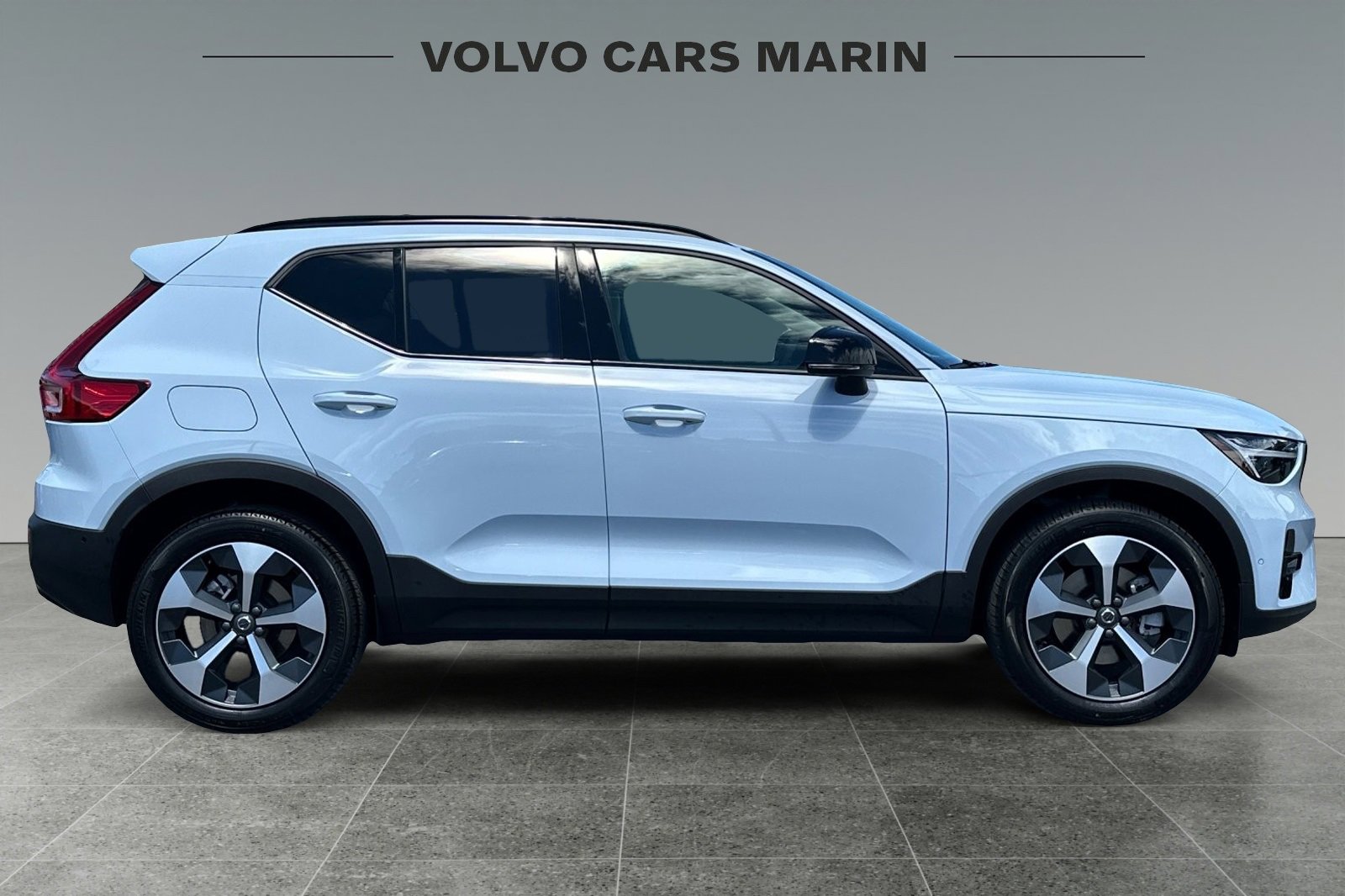 New 2026 Volvo XC40 B5 Plus w/ Protection Package Premier image 8
