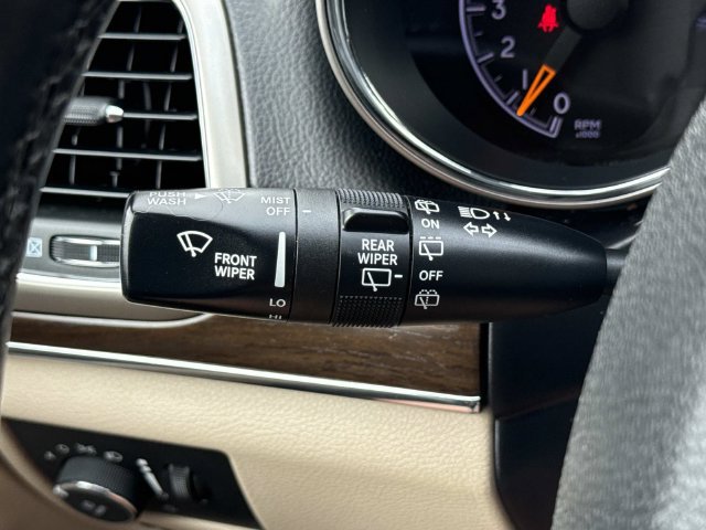 Used 2017 Jeep Grand Cherokee Limited AWD/4WD image 26