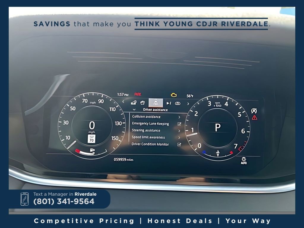 Used 2020 Land Rover Range Rover Evoque SE image 28