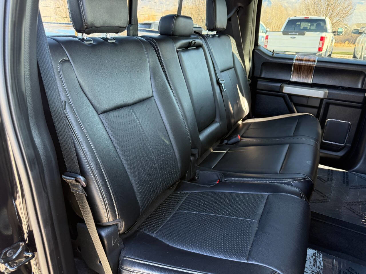 Used 2020 Ford F150 Lariat w/ Max Trailer Tow Package image 24