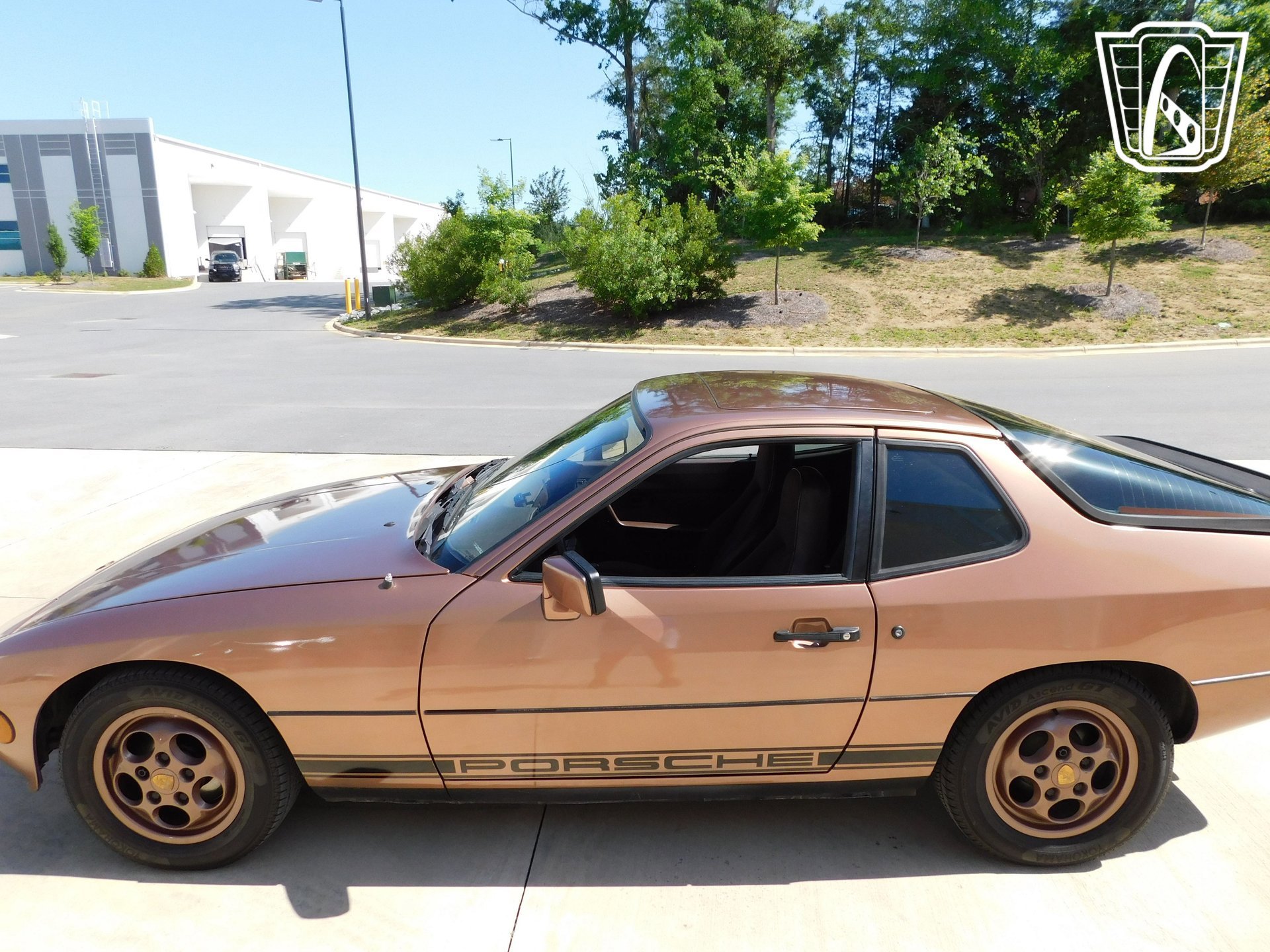 Used 1988 Porsche 924 S RWD image 14