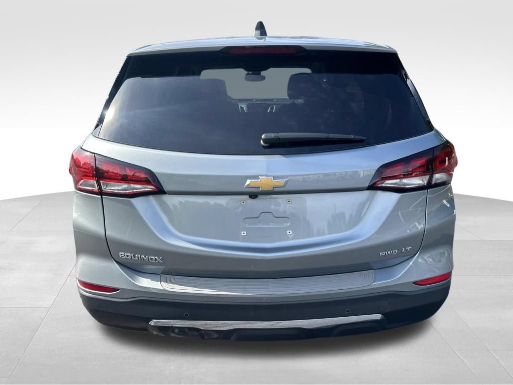 Used 2024 Chevrolet Equinox LT AWD/4WD image 4