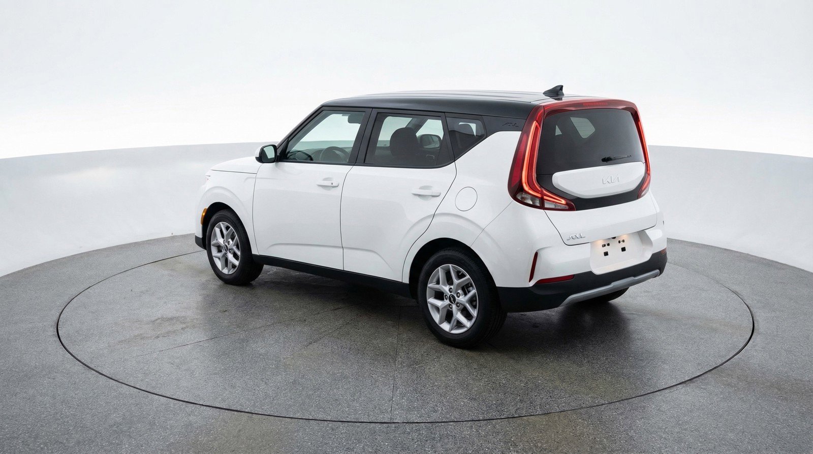 Used 2025 Kia Soul LX w/ LX Technology Package image 6