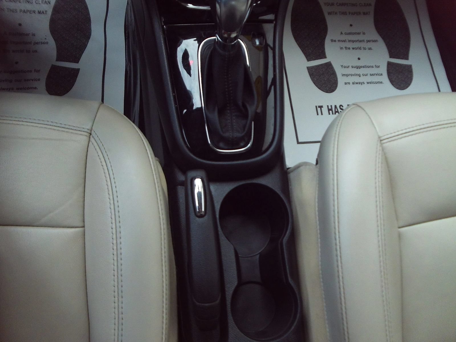 Used 2017 Buick Encore Essence w/ Experience Buick Package FWD image 18