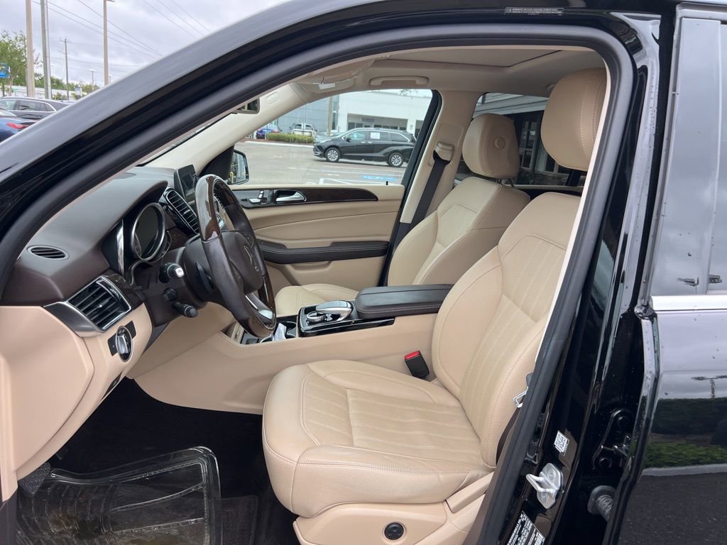 Used 2016 Mercedes-Benz GLE 350 w/ Premium Package image 6