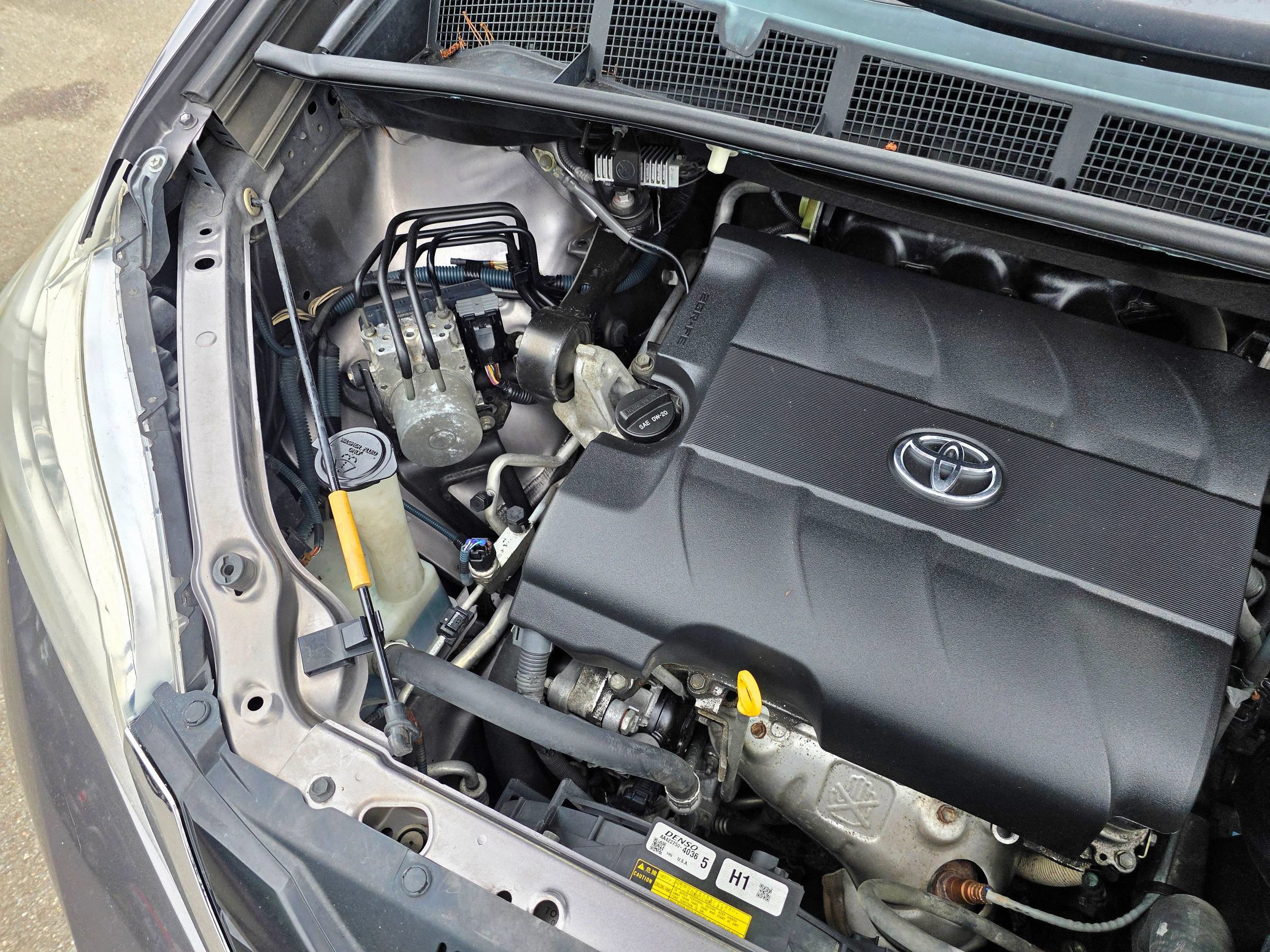 Used 2014 Toyota Sienna LE AWD/4WD image 66
