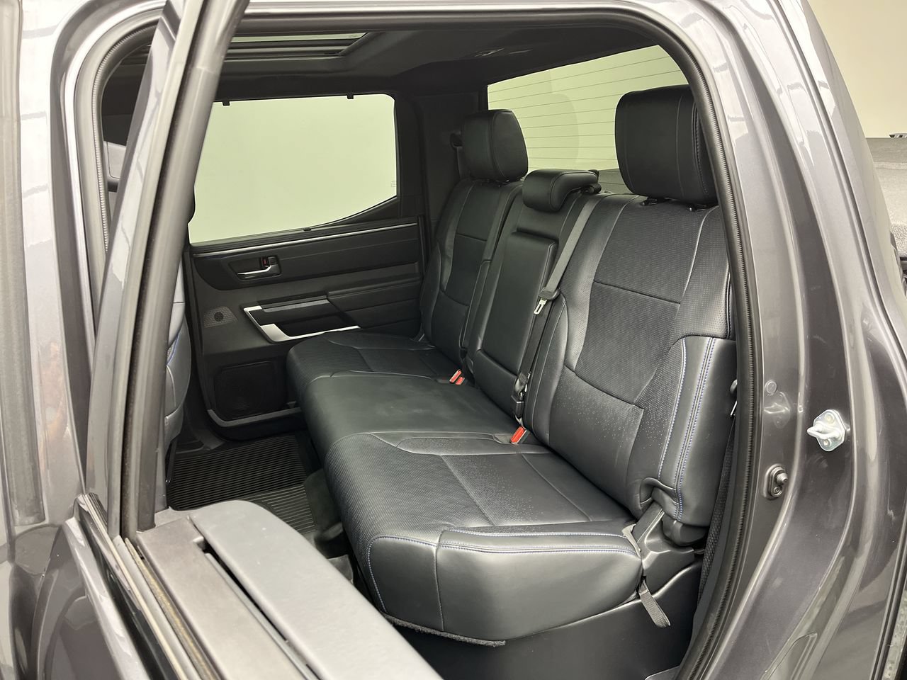 Used 2023 Toyota Tundra Platinum AWD/4WD image 13