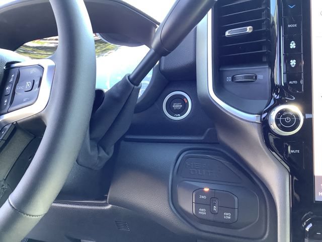 New 2026 RAM 2500 Big Horn AWD/4WD image 16