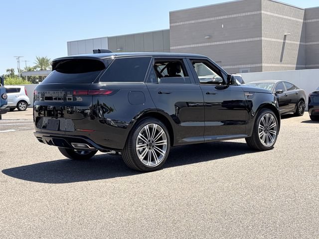 New 2026 Land Rover Range Rover Sport Dynamic SE AWD/4WD image 18
