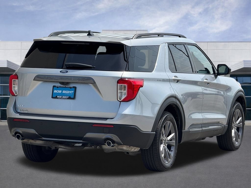 Used 2024 Ford Explorer XLT w/ Equipment Group 202A AWD/4WD image 38