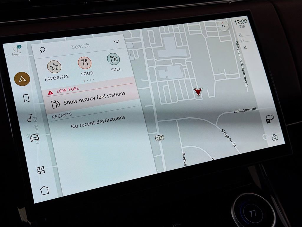 Used 2023 Land Rover Range Rover Sport SE Dynamic image 34