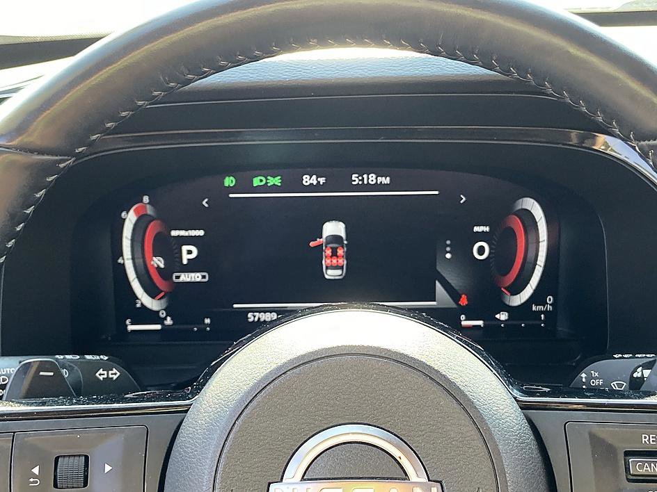 Certified 2022 Nissan Pathfinder Platinum w/ Lighting Package (N92) AWD/4WD image 14