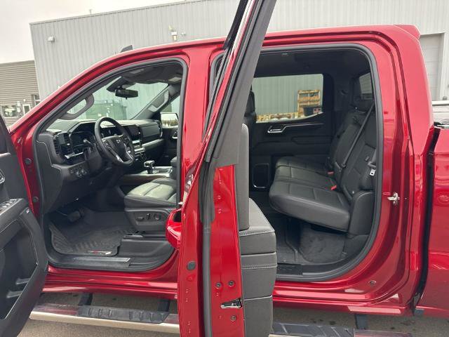 Used 2024 Chevrolet Silverado 1500 RST AWD/4WD image 8