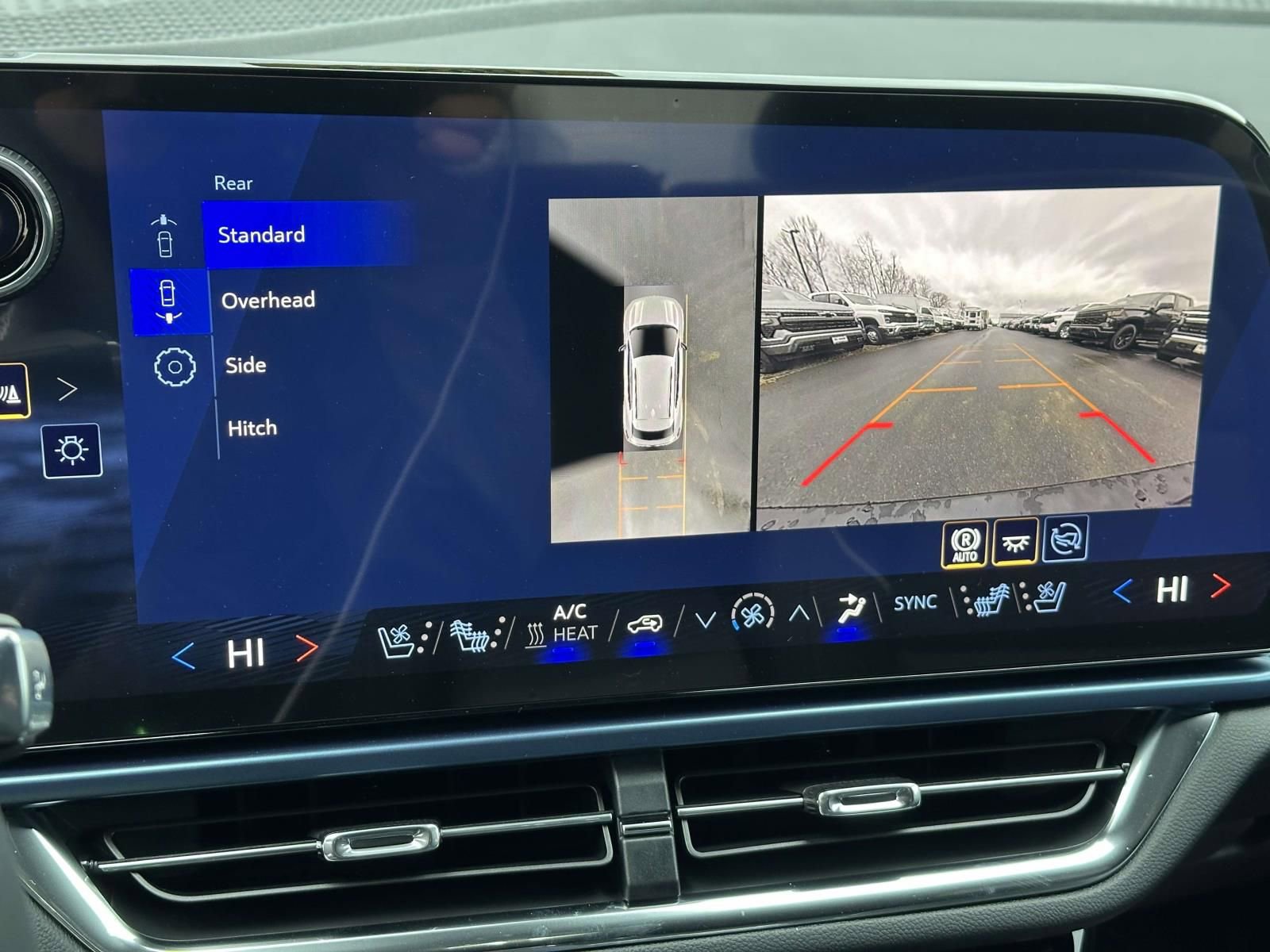 New 2026 Chevrolet Equinox EV LT w/ Convenience Package II image 10