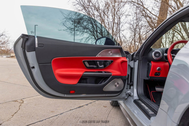 Used 2025 Mercedes-Benz AMG GT 63 image 32