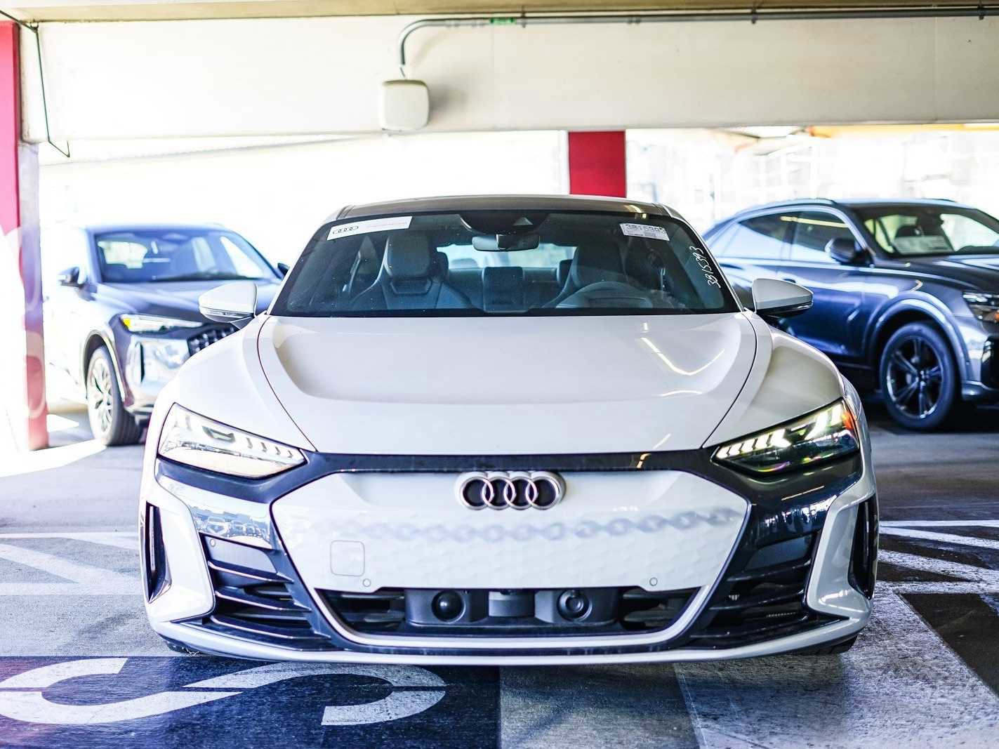 Used 2023 Audi e-tron GT Prestige w/ Prestige Package image 6