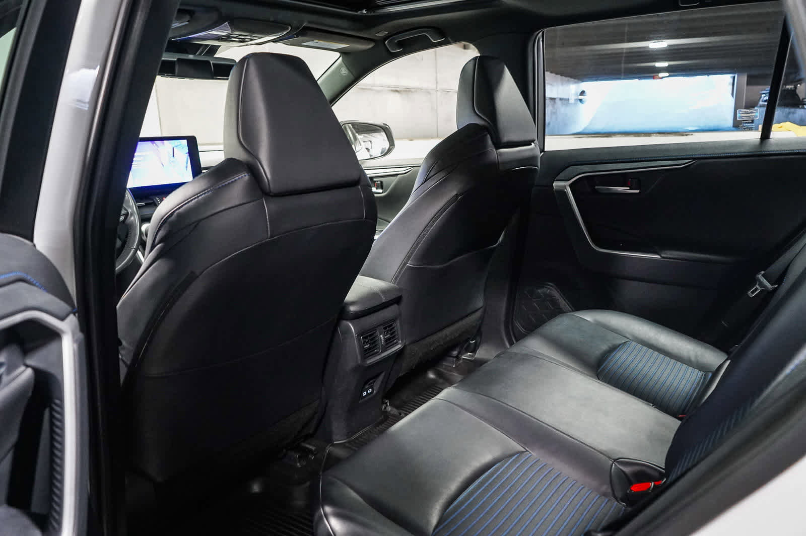 Used 2023 Toyota RAV4 XSE image 22