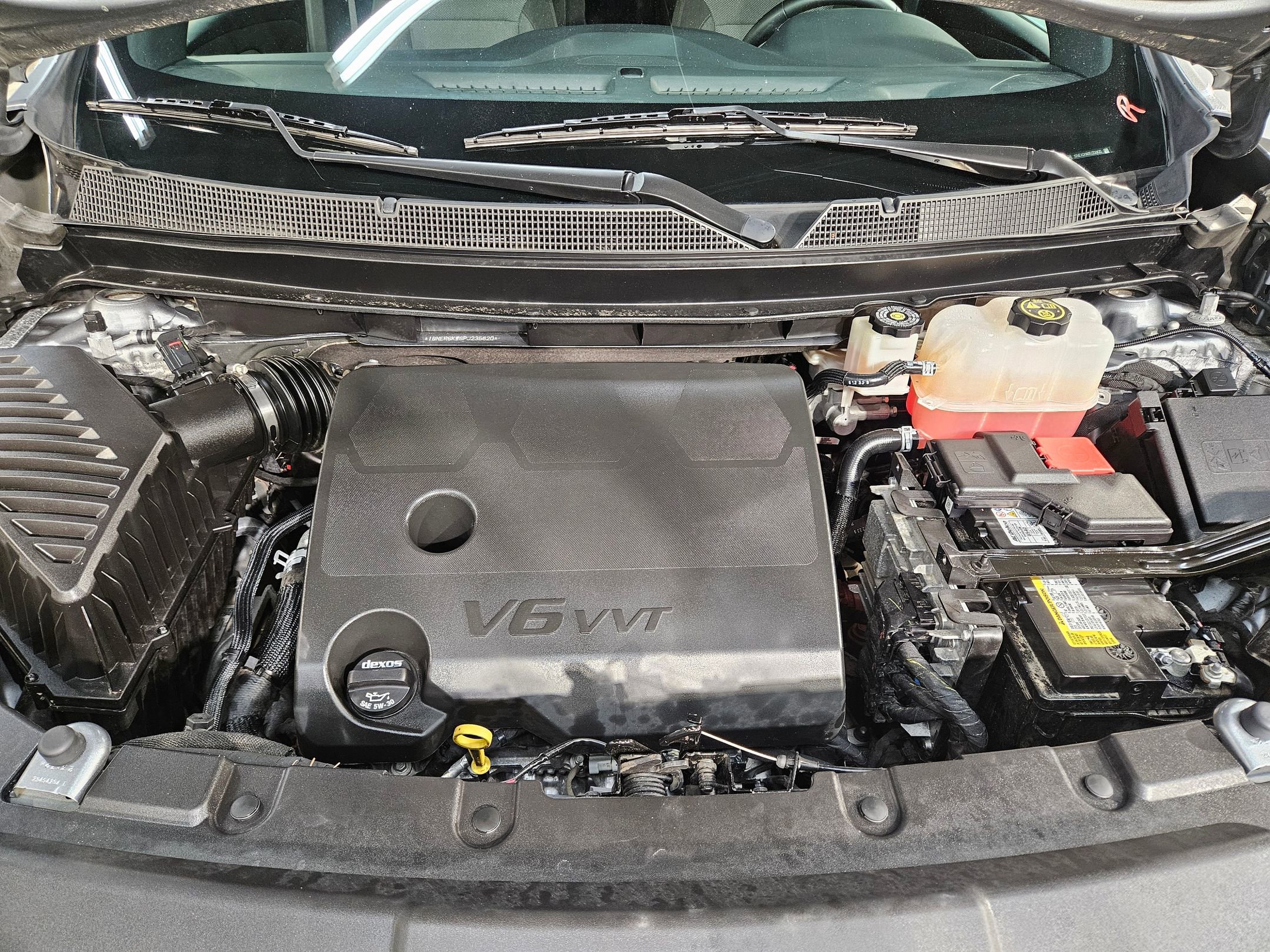 Used 2023 Chevrolet Traverse LT image 19