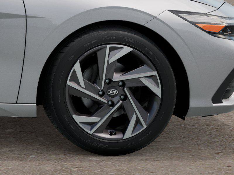 New 2025 Hyundai Elantra SEL image 8