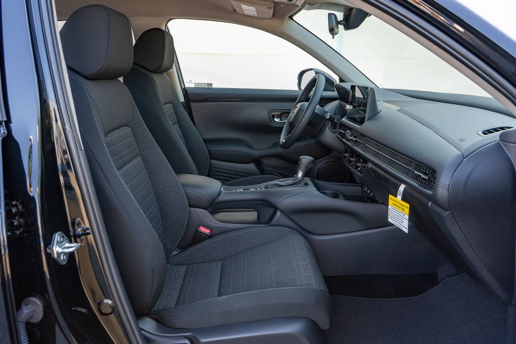 New 2027 Honda HR-V LX image 15