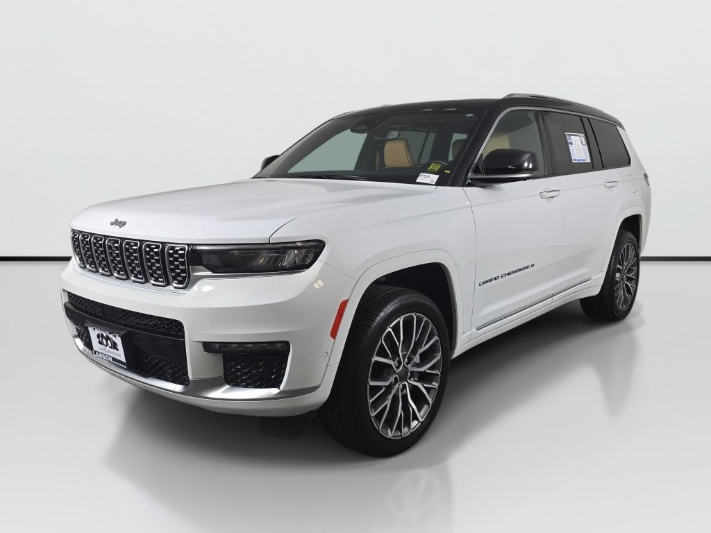 Used 2023 Jeep Grand Cherokee L Summit AWD/4WD image 7
