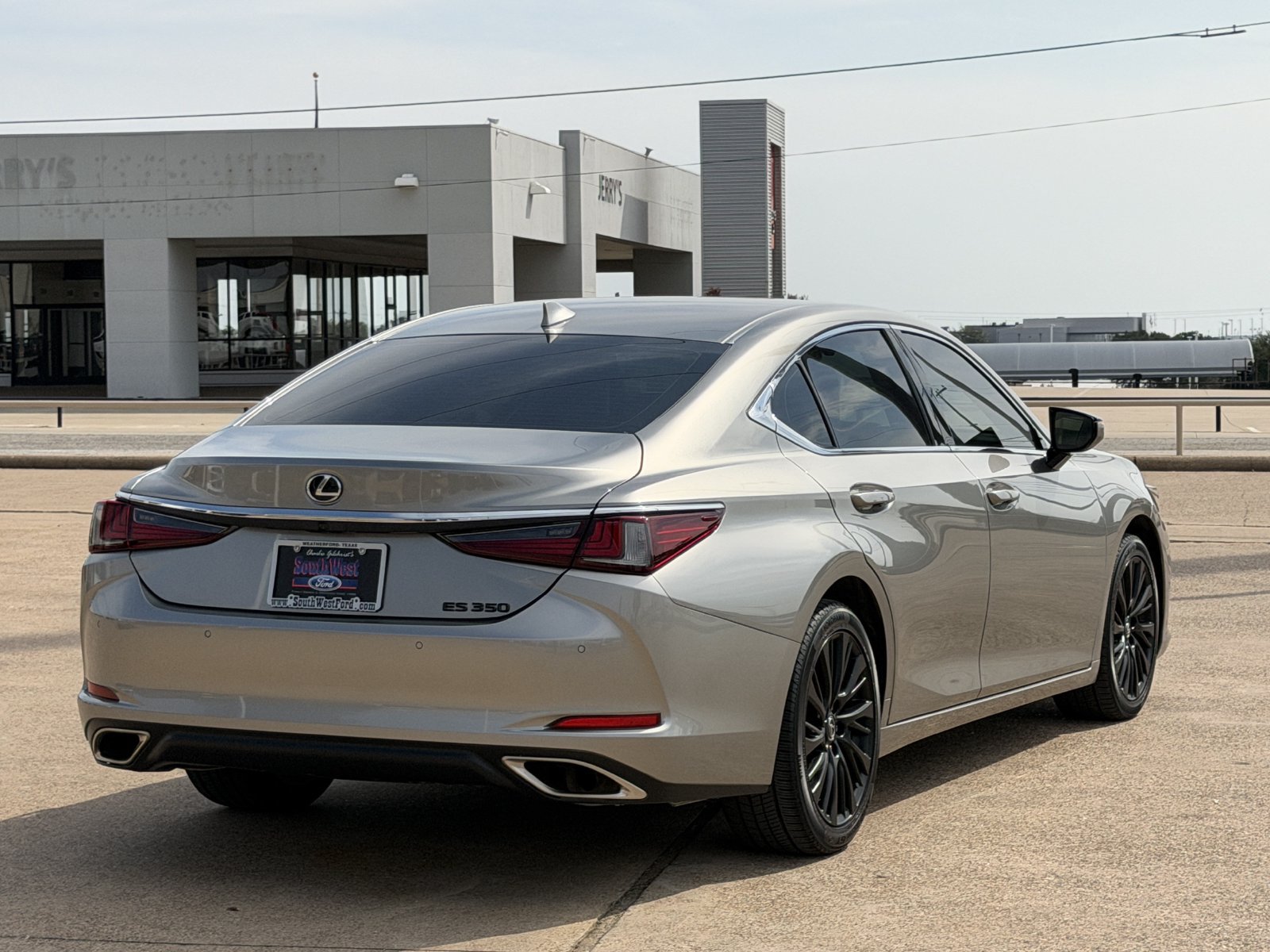 Used 2021 Lexus ES 350 w/ Premium Package FWD image 4