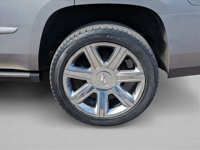 Used 2019 Cadillac Escalade Premium Luxury image 9