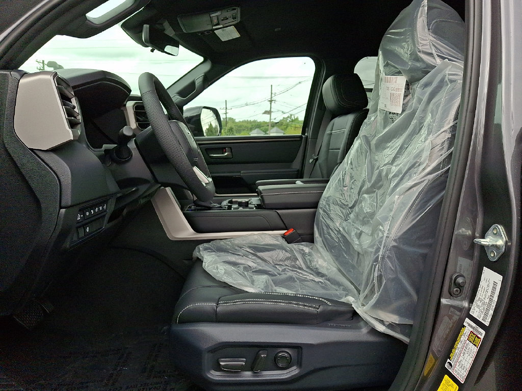 New 2026 Toyota Tundra Limited w/ Limited PVM Package AWD/4WD image 8