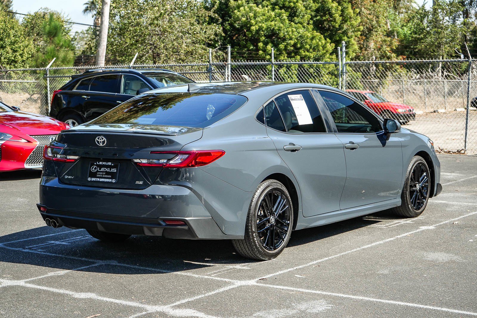 Used 2025 Toyota Camry SE FWD image 6