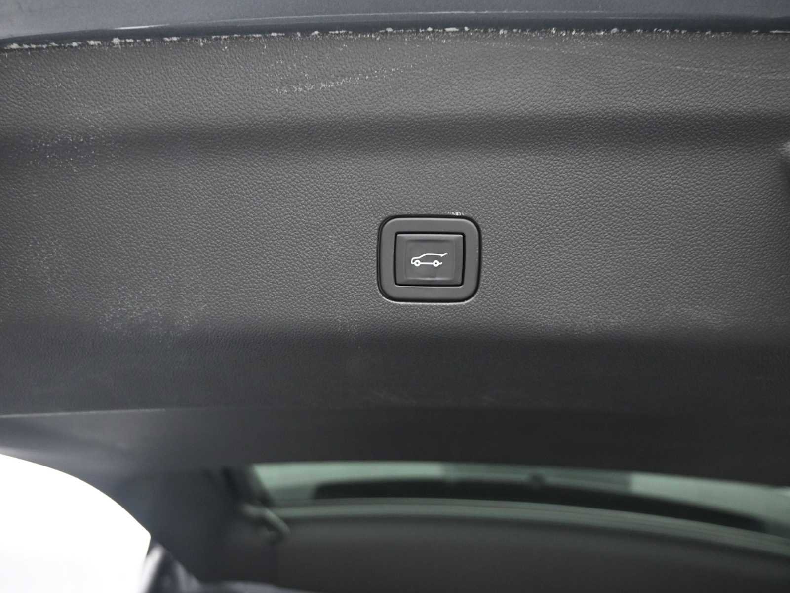 Used 2021 Chevrolet Tahoe Premier AWD/4WD image 48