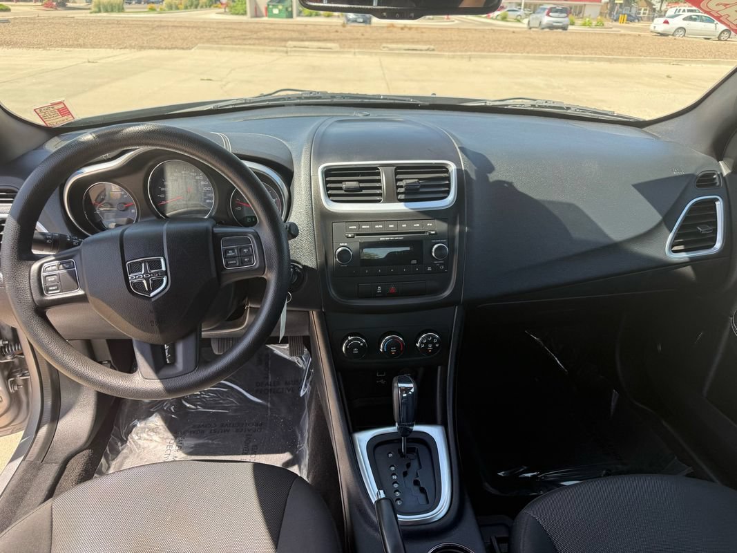 Used 2013 Dodge Avenger SE FWD image 12