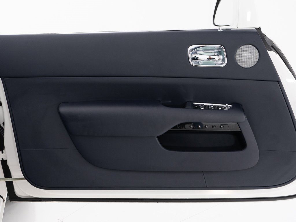 Certified 2018 Rolls-Royce Dawn image 19