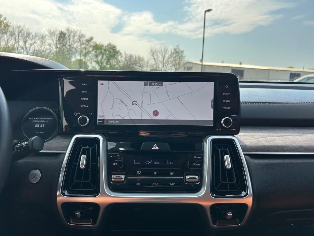 Used 2022 Kia Sorento SX Prestige w/ Rust Color Package AWD/4WD image 6