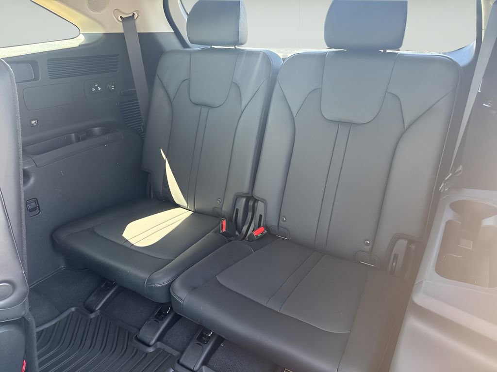 Used 2023 Kia Sorento SX Prestige image 15