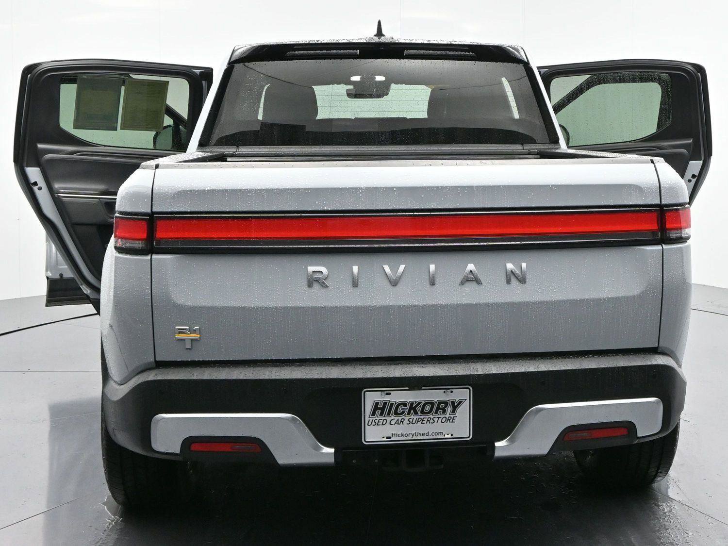 Used 2022 Rivian R1T Adventure image 42