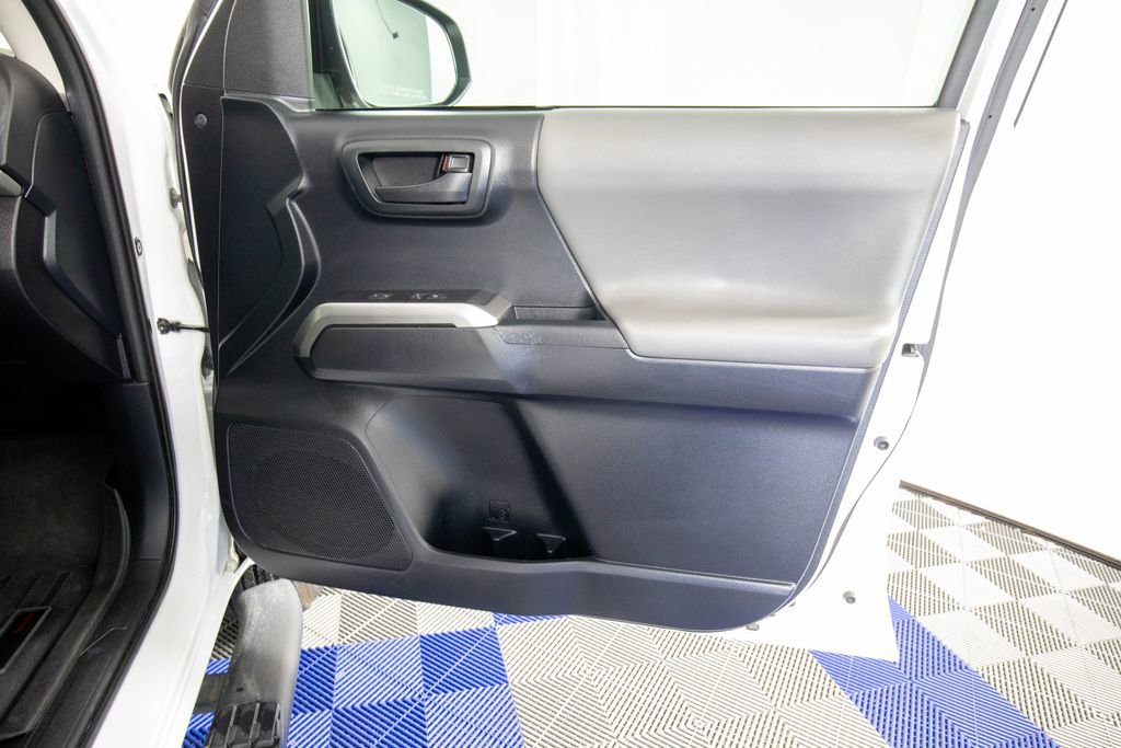 Used 2019 Toyota Tacoma SR5 image 14