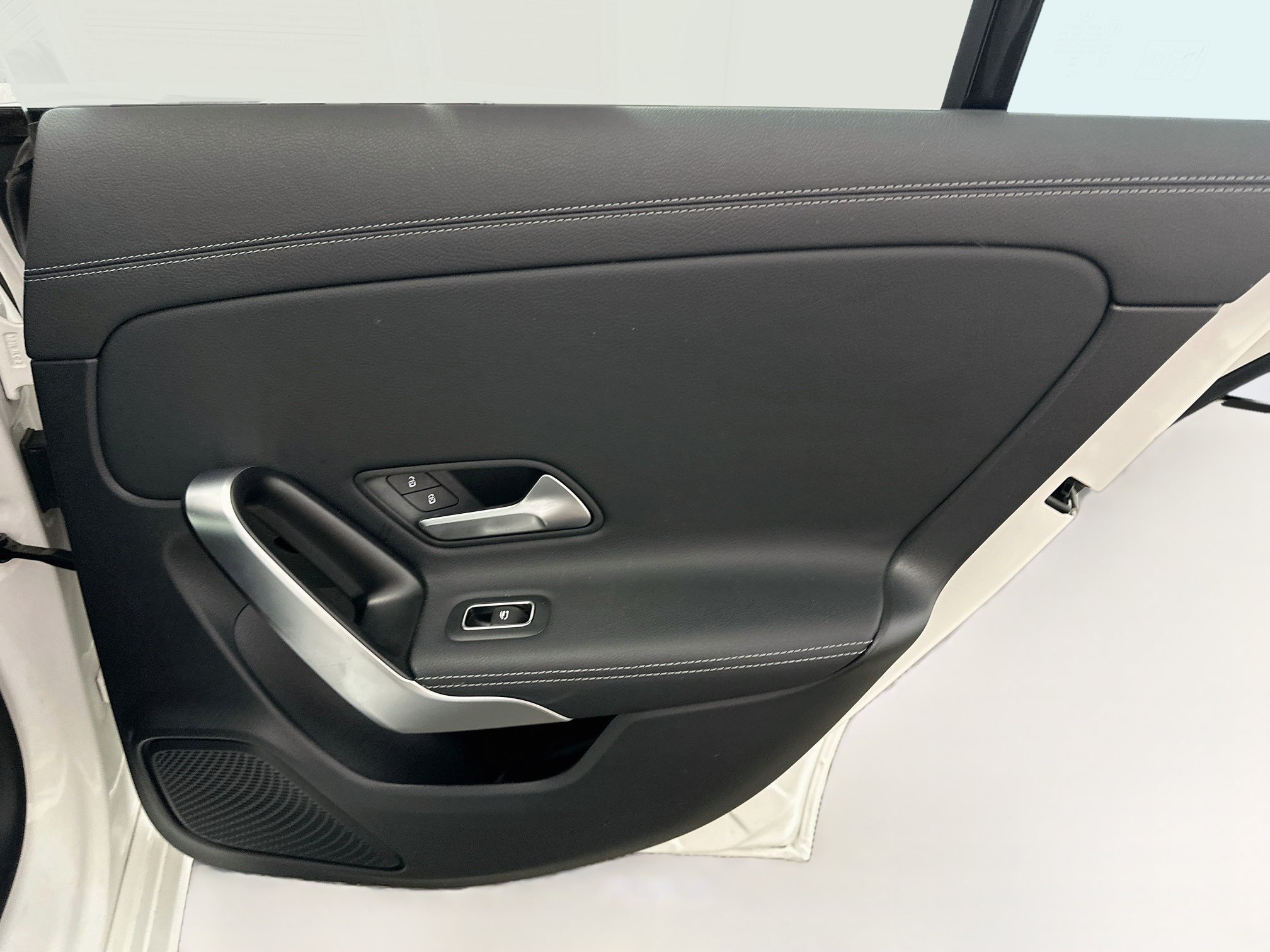 Used 2025 Mercedes-Benz CLA 250 4MATIC image 31