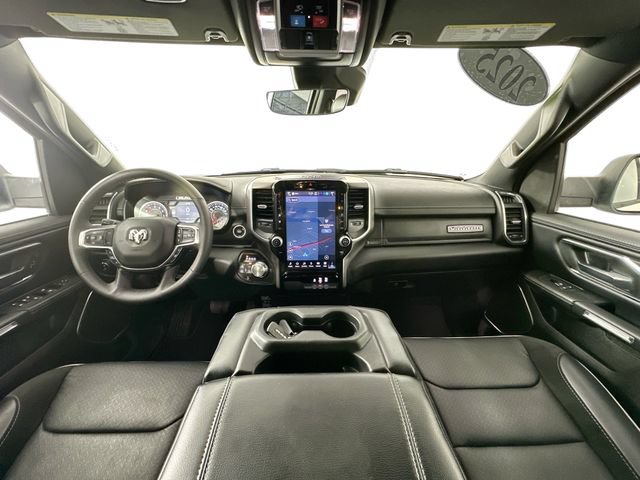 Used 2025 RAM 1500 Laramie AWD/4WD image 3